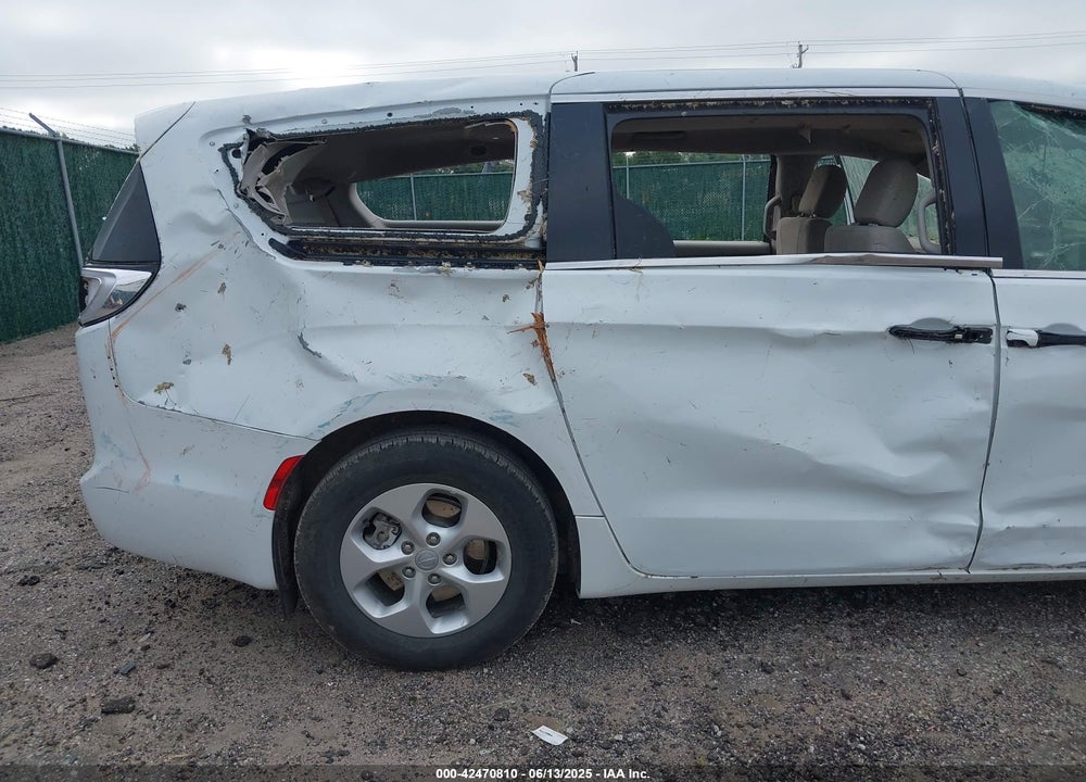 2018 CHRYSLER PACIFICA HYBRID TOURING PLUS VIN: 2C4RC1H74JR295049