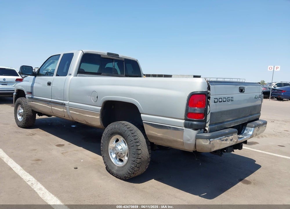 2000 DODGE RAM 2500 ST VIN: 3B7KF236XYG142236