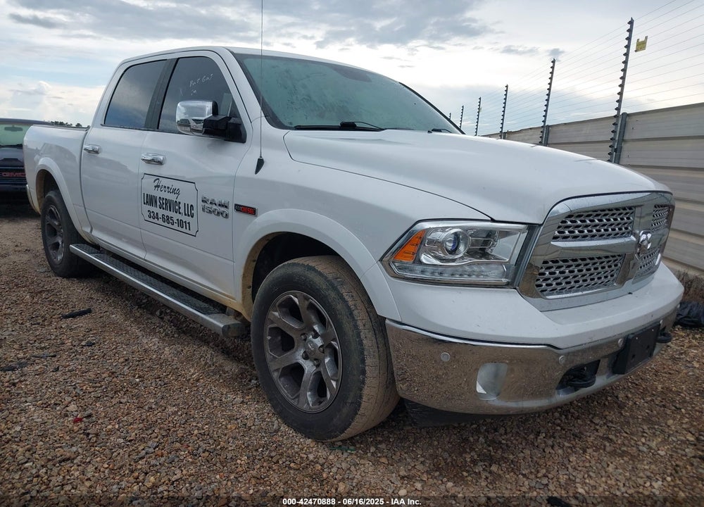 2018 RAM 1500 LAIE  4X4 5'7 BOX VIN: 1C6RR7NM4JS353839
