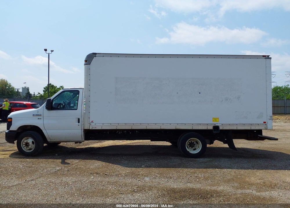 2013 FORD E-350 CUTAWAY VIN: 1FDWE3FLXDDB20591