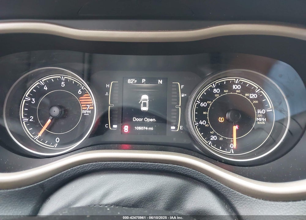 2017 JEEP CHEROKEE LATITUDE FWD VIN: 1C4PJLCB1HW640544