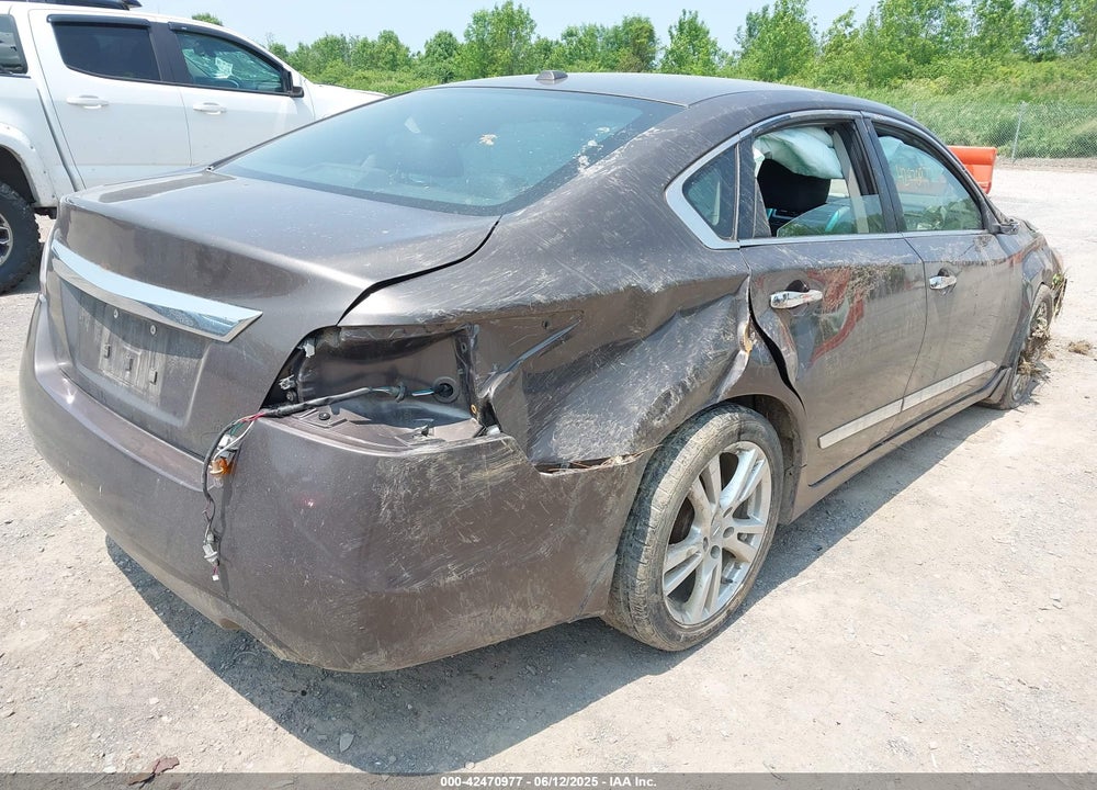 2015 NISSAN ALTIMA VIN: 1N4BL3AP0FC122321