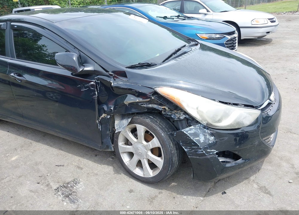 2011 HYUNDAI ELANTRA VIN: 5NPDH4AE9BH001794