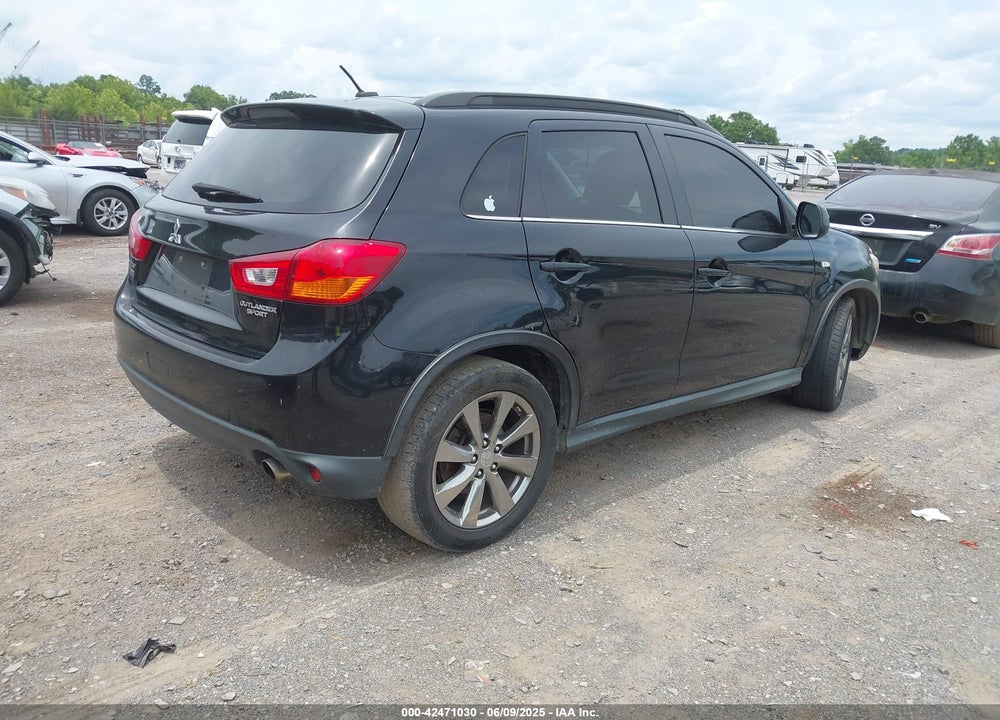 2013 MITSUBISHI OUTLANDER SPORT LE VIN: 4A4AR5AU0DE016578