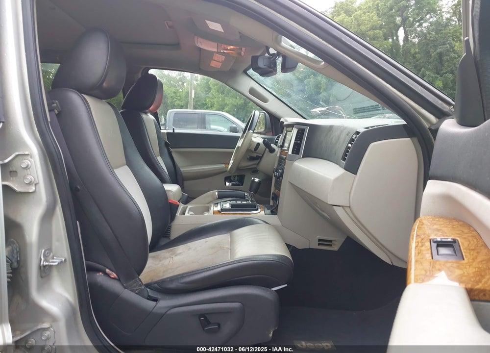 2010 JEEP GRAND CHEROKEE VIN: 1J4RR5GT2AC138675