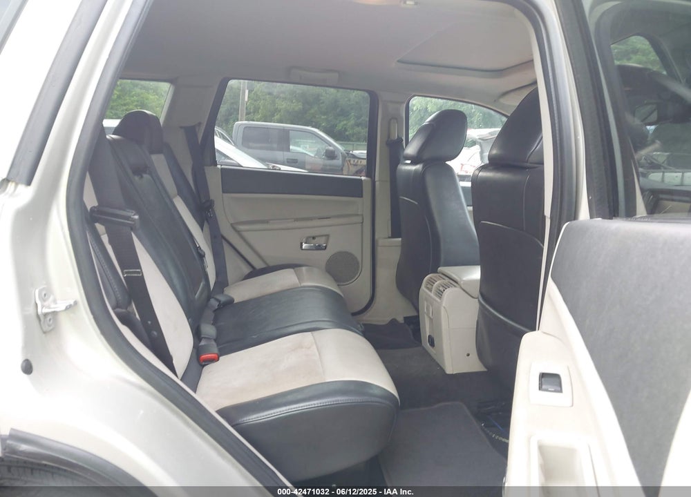 2010 JEEP GRAND CHEROKEE VIN: 1J4RR5GT2AC138675