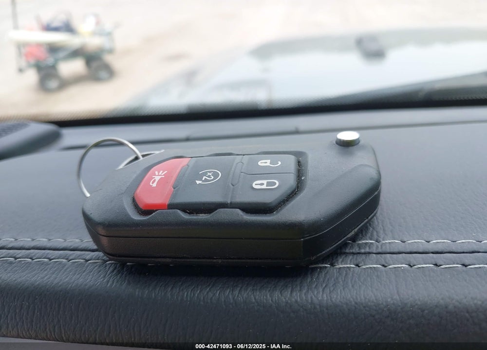 2018 JEEP WRANGLER UNLIMITED SAHARA 4X4 VIN: 1C4HJXEN1JW320942