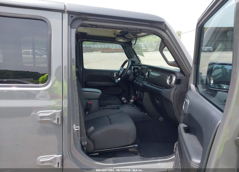 2018 JEEP WRANGLER UNLIMITED SAHARA 4X4 VIN: 1C4HJXEN1JW320942