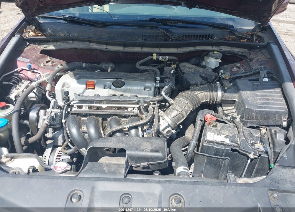 2011 HONDA ACCORD VIN: 1HGCP2F3XBA058170