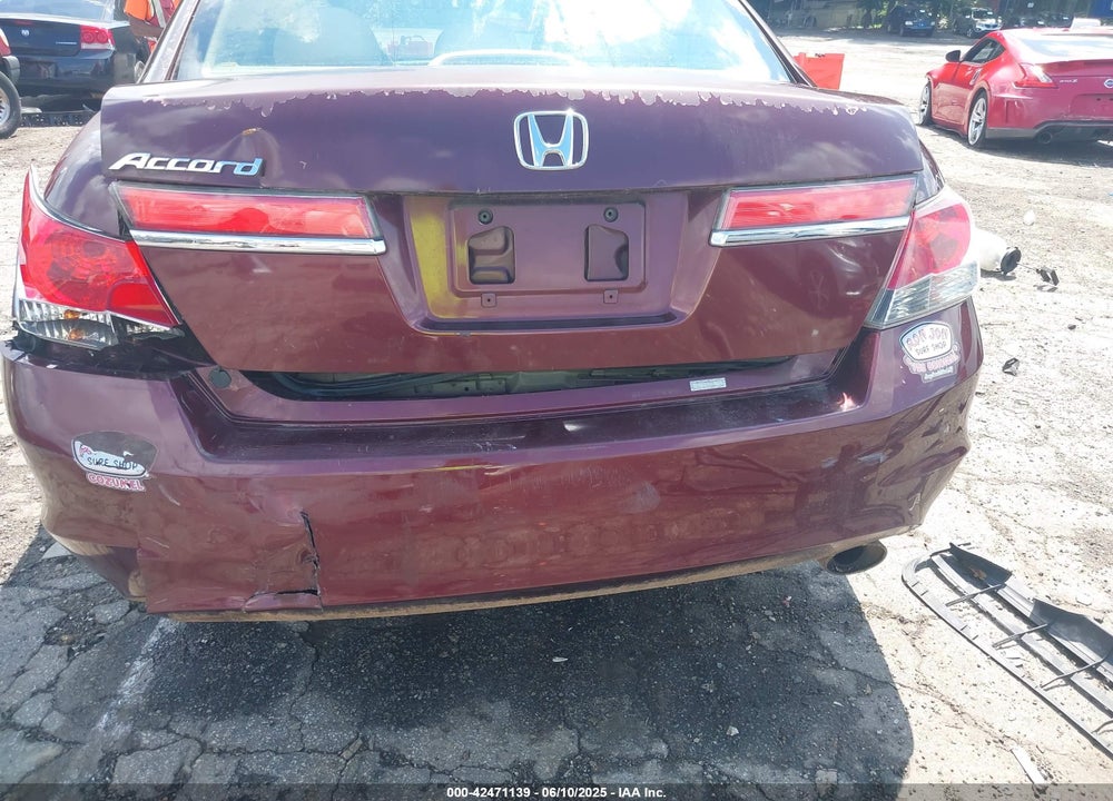 2011 HONDA ACCORD VIN: 1HGCP2F3XBA058170