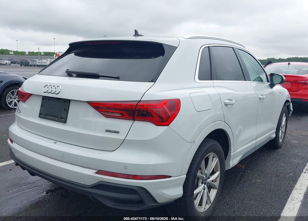 2024 AUDI Q3 VIN: WA1EECF34R1033594