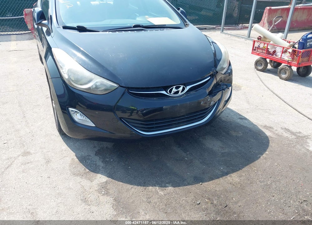 2013 HYUNDAI ELANTRA GLS VIN: KMHDH4AE1DU493502