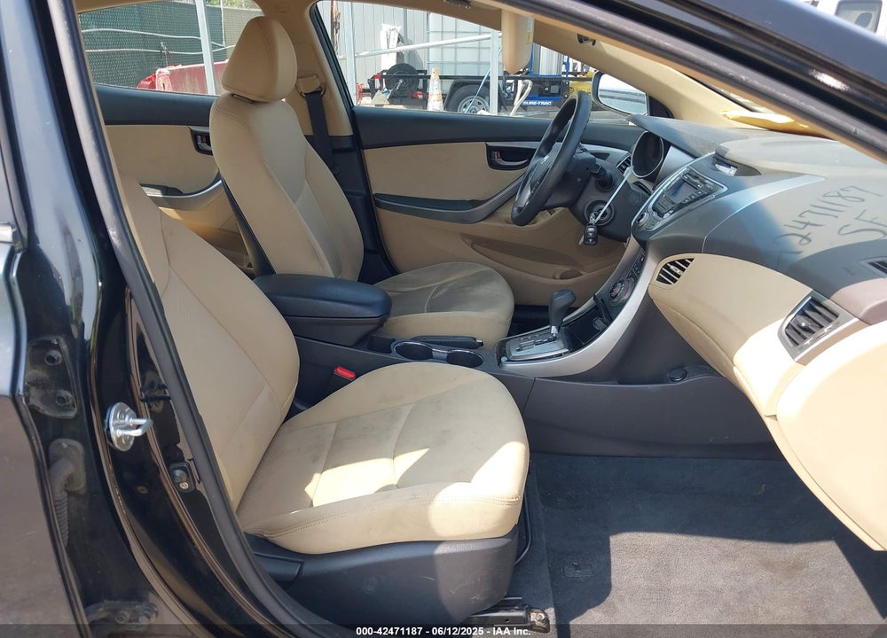 2013 HYUNDAI ELANTRA GLS VIN: KMHDH4AE1DU493502