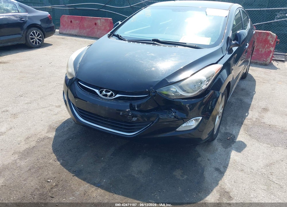 2013 HYUNDAI ELANTRA GLS VIN: KMHDH4AE1DU493502