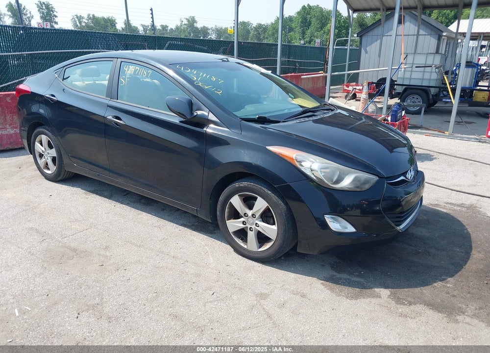 2013 HYUNDAI ELANTRA GLS VIN: KMHDH4AE1DU493502