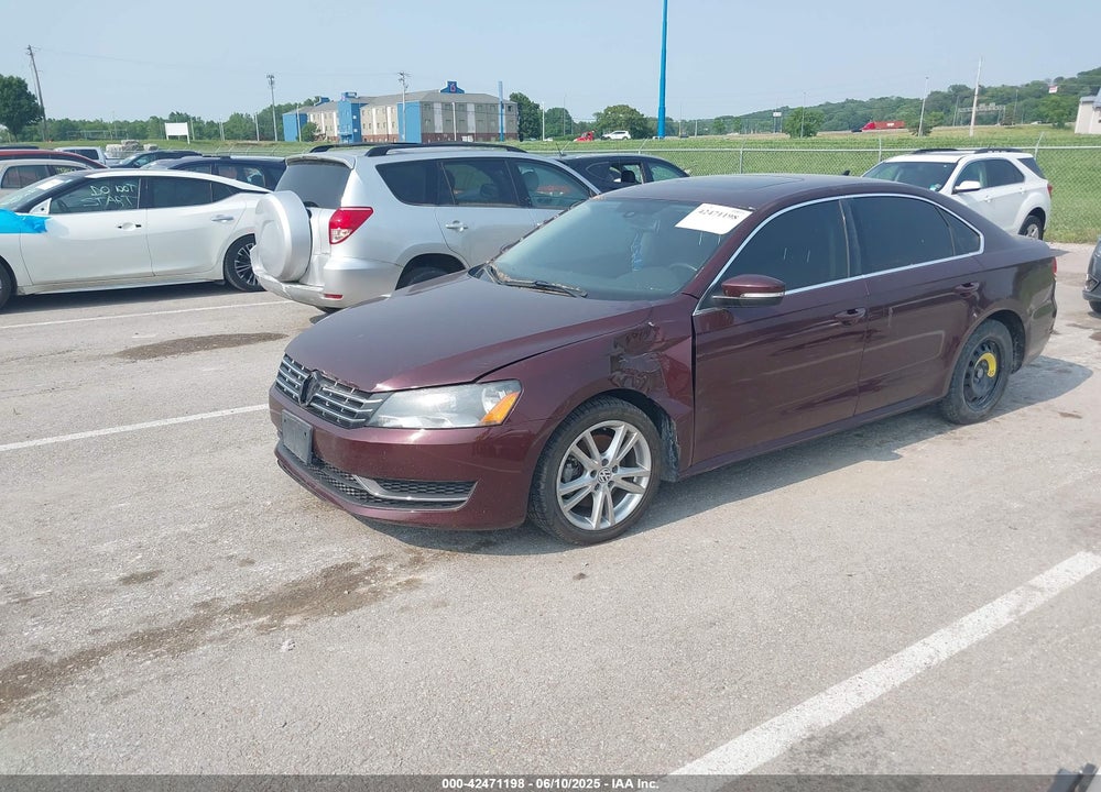 2014 VOLKSWAGEN PASSAT 2.0L TDI SE VIN: 1VWBN7A34EC021285
