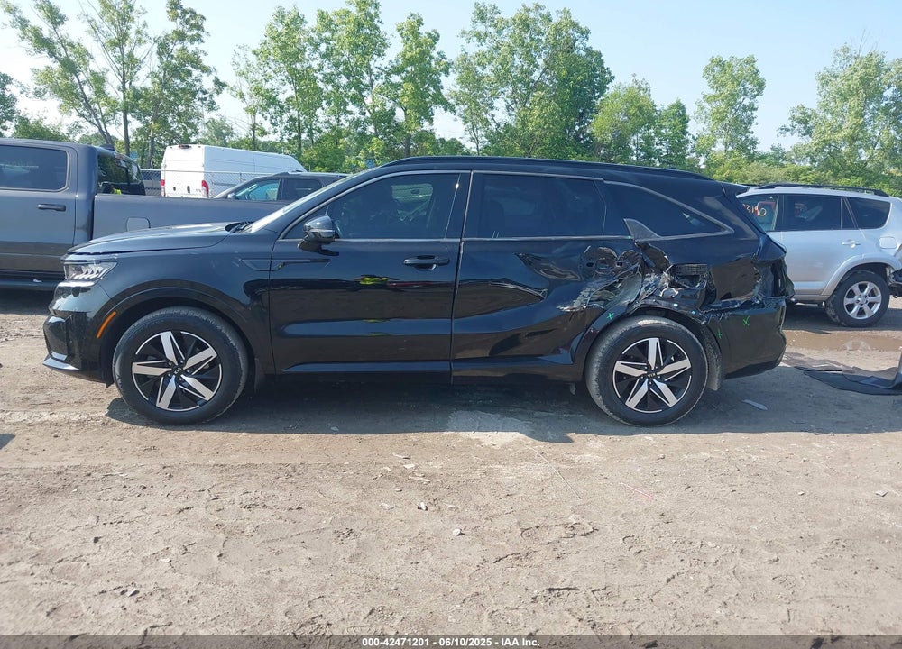 2021 KIA SORENTO VIN: 5XYRL4LC8MG039141