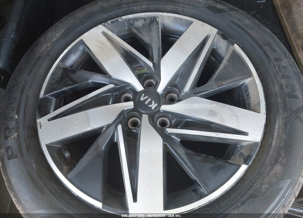 2021 KIA SORENTO VIN: 5XYRL4LC8MG039141