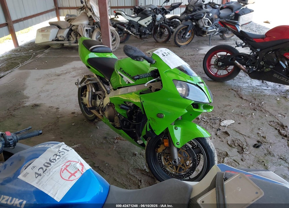 2003 KAWASAKI ZX900 F1 ZX-9R VIN: JKAZX2F143A007105