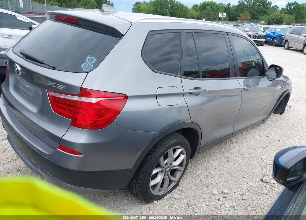 2011 BMW X3 VIN: 5UXWX7C55BL731612
