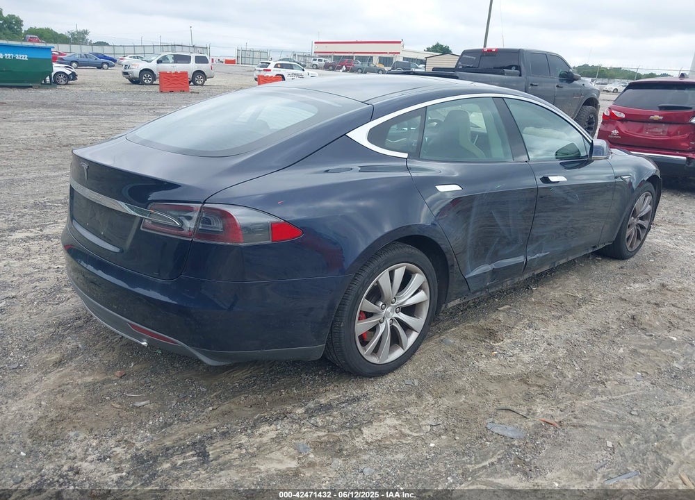 2014 TESLA MODEL S VIN: 5YJSA1H17EFP33860