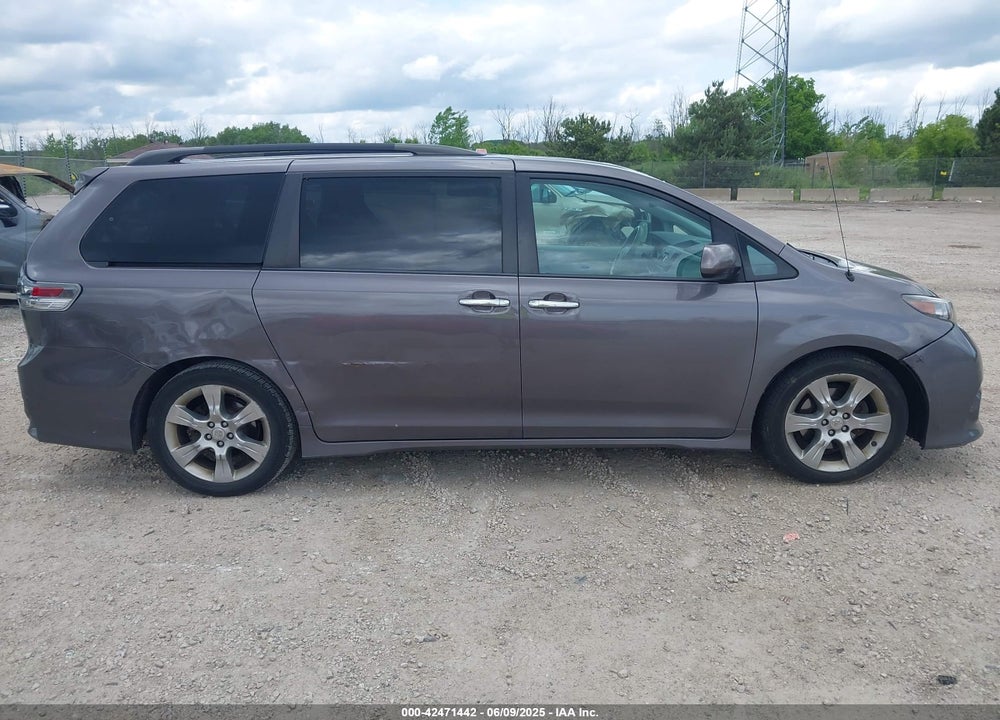 2013 TOYOTA SIENNA SE 8 PASSENGER VIN: 5TDXK3DC4DS362835