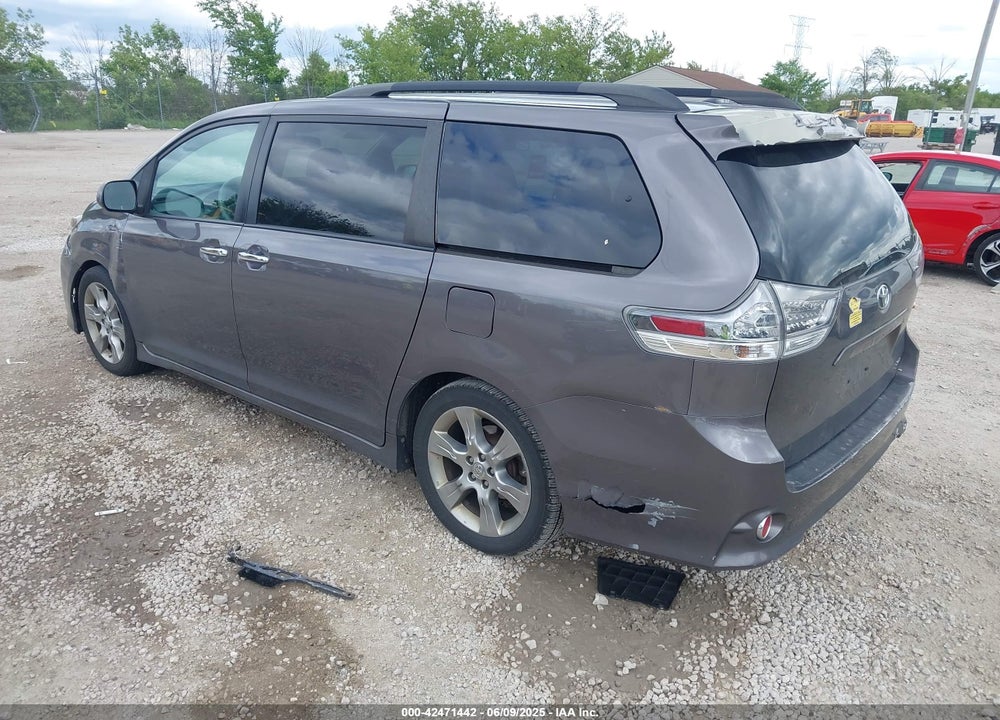 2013 TOYOTA SIENNA SE 8 PASSENGER VIN: 5TDXK3DC4DS362835