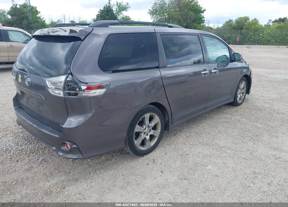 2013 TOYOTA SIENNA SE 8 PASSENGER VIN: 5TDXK3DC4DS362835