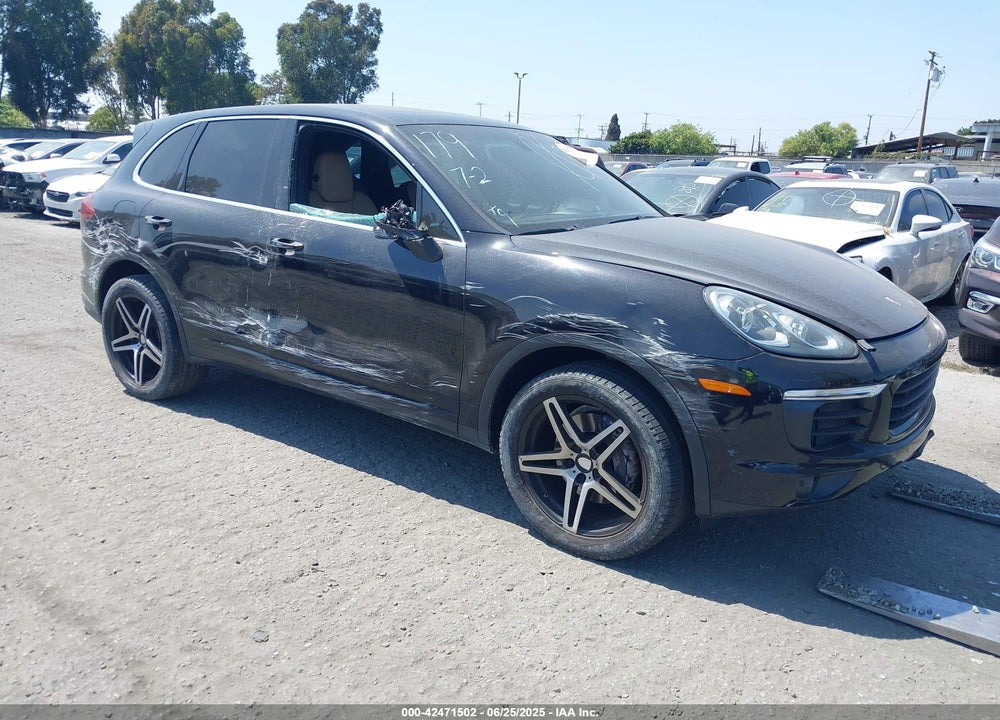 2016 PORSCHE CAYENNE VIN: WP1AA2A26GLA10262