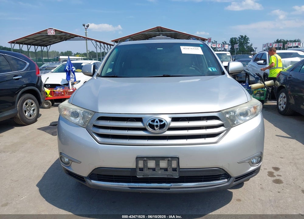 2013 TOYOTA HIGHLANDER VIN: 5TDBK3EH2DS235361