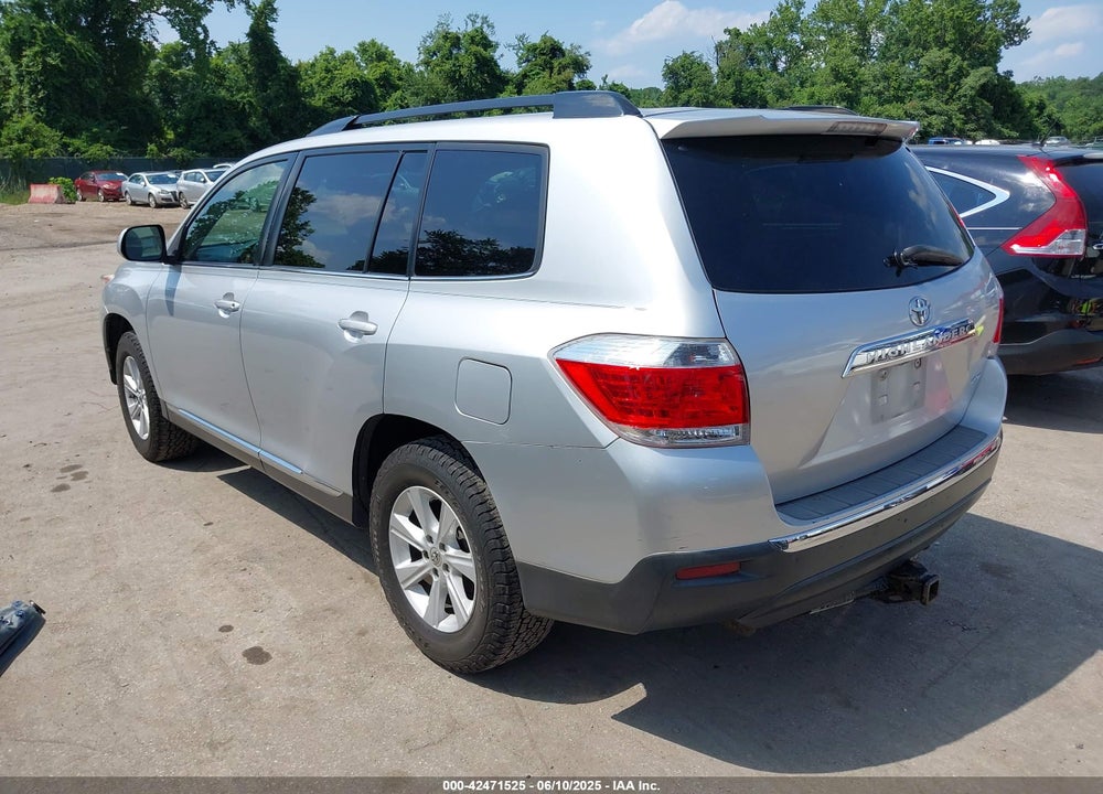 2013 TOYOTA HIGHLANDER VIN: 5TDBK3EH2DS235361