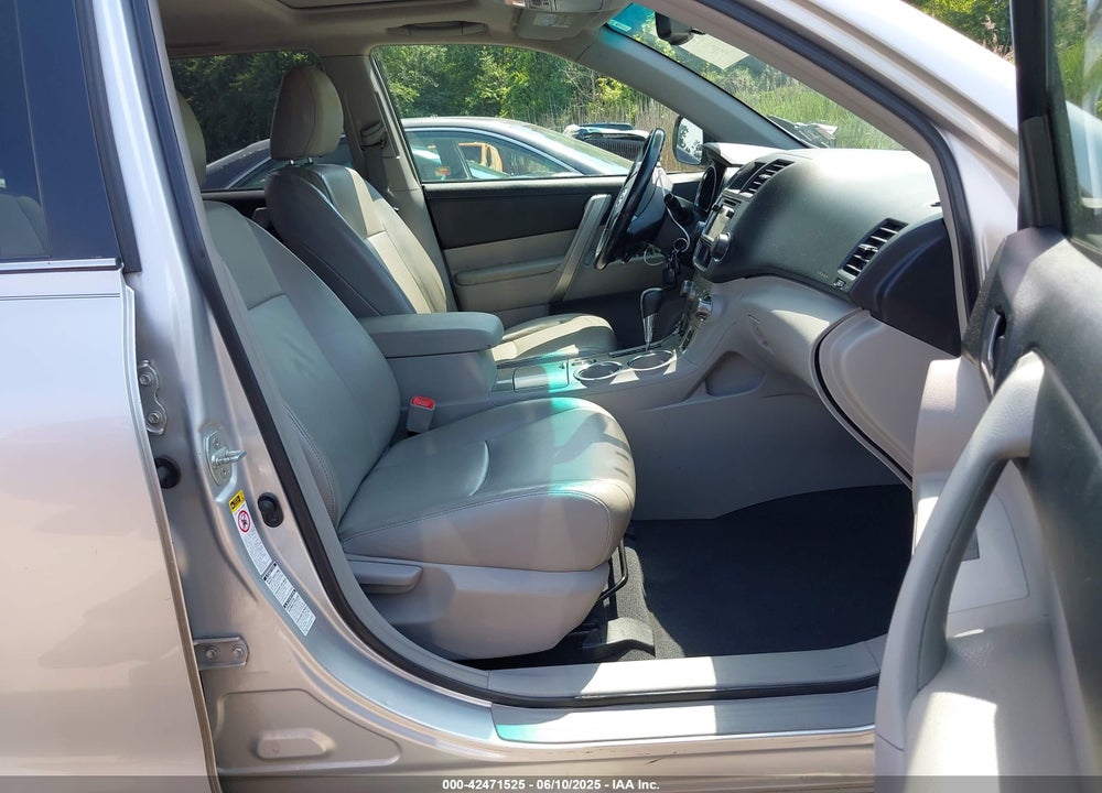 2013 TOYOTA HIGHLANDER VIN: 5TDBK3EH2DS235361
