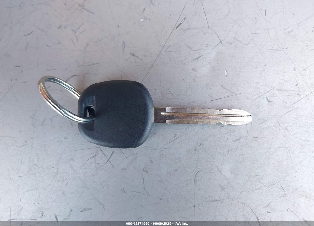 2005 TOYOTA RAV4 VIN: JTEGD20V550069716