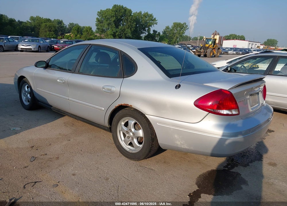 2004 FORD TAURUS SES VIN: 1FAFP55U24G169101