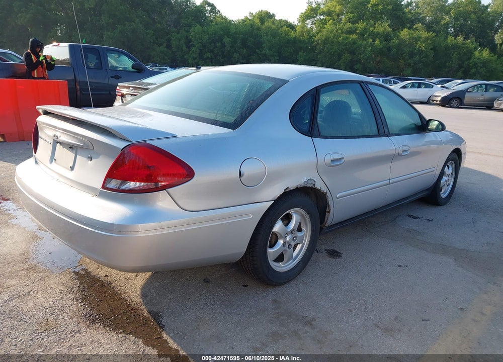 2004 FORD TAURUS SES VIN: 1FAFP55U24G169101