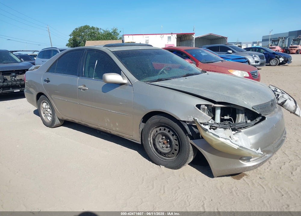 2002 TOYOTA CAMRY XLE VIN: 4T1BE32KX2U575773