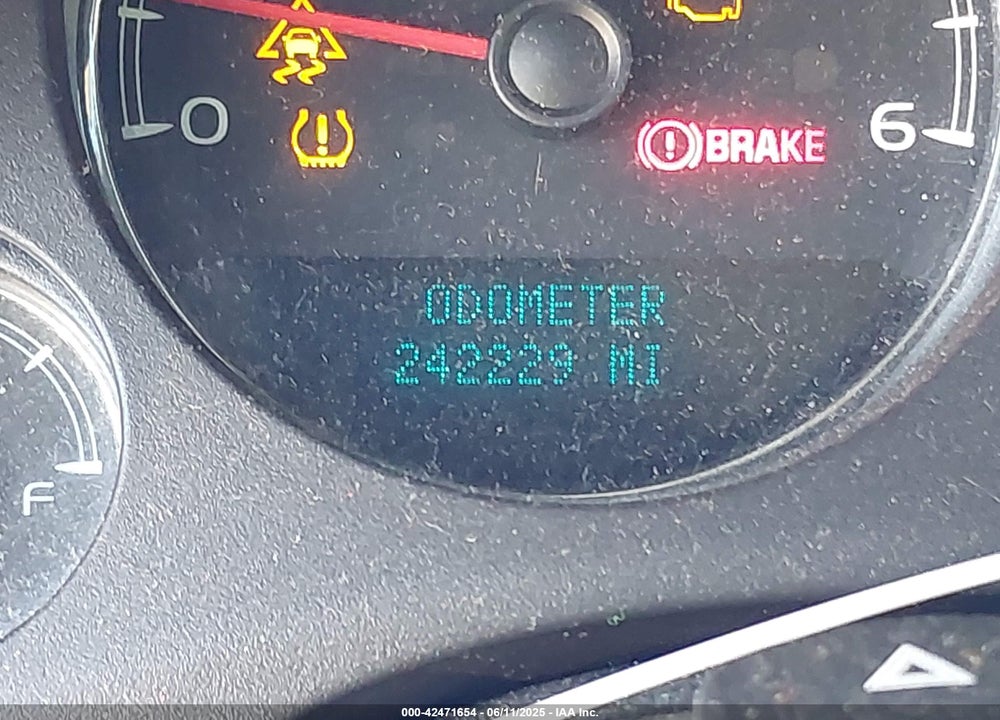 2007 CHEVROLET TAHOE VIN: 1GNFK13007R139984