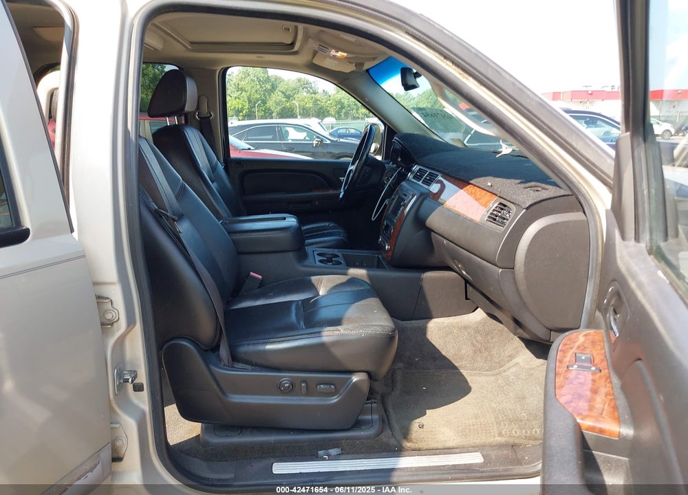 2007 CHEVROLET TAHOE VIN: 1GNFK13007R139984