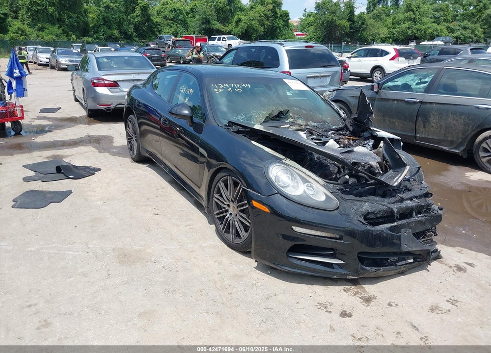 2016 PORSCHE PANAMERA 4 VIN: WP0AA2A75GL006121
