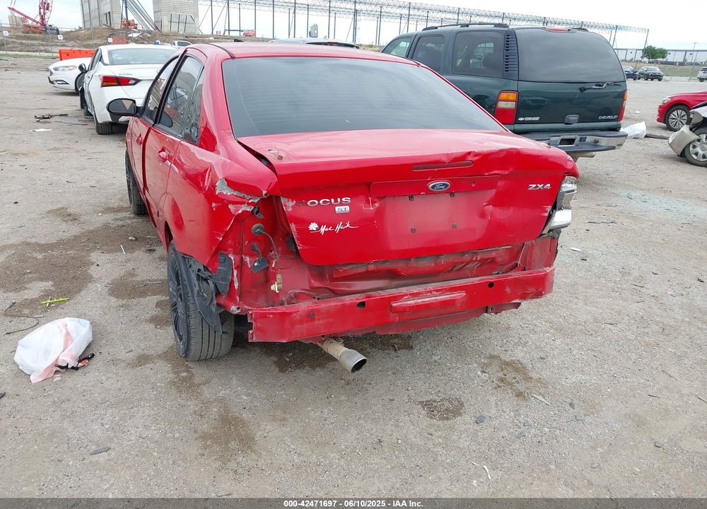 2006 FORD FOCUS VIN: 1FAFP38Z76W177585