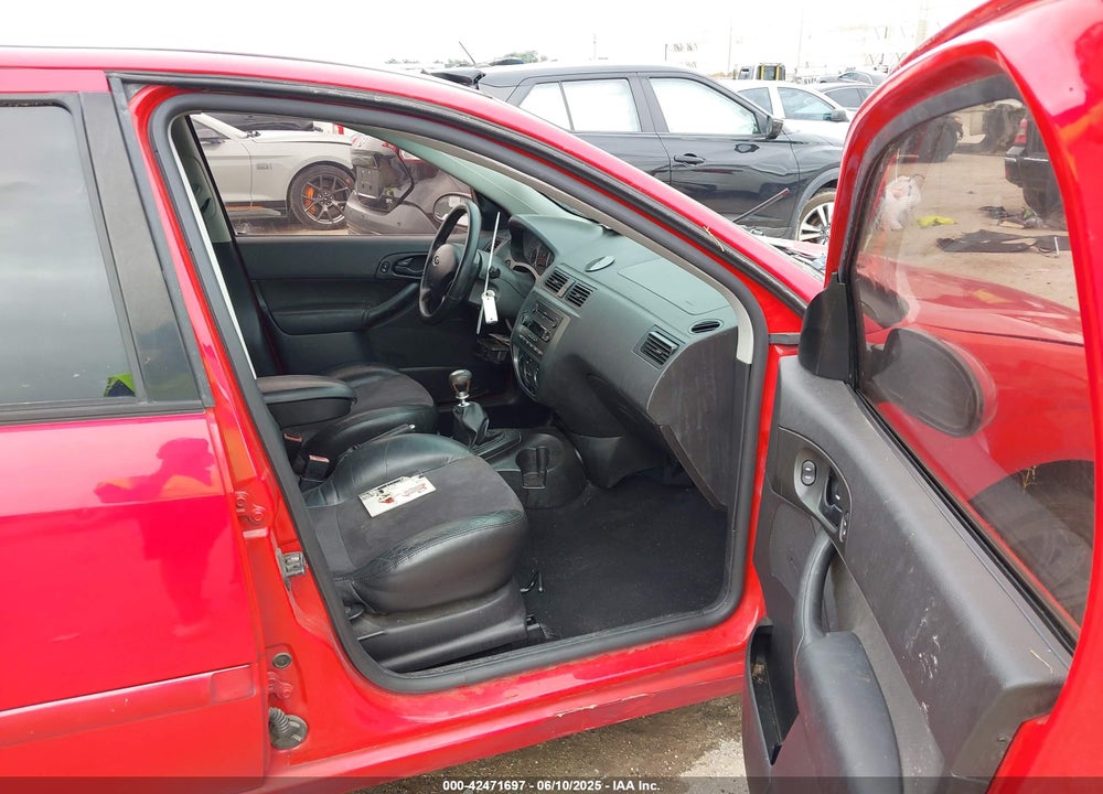 2006 FORD FOCUS VIN: 1FAFP38Z76W177585