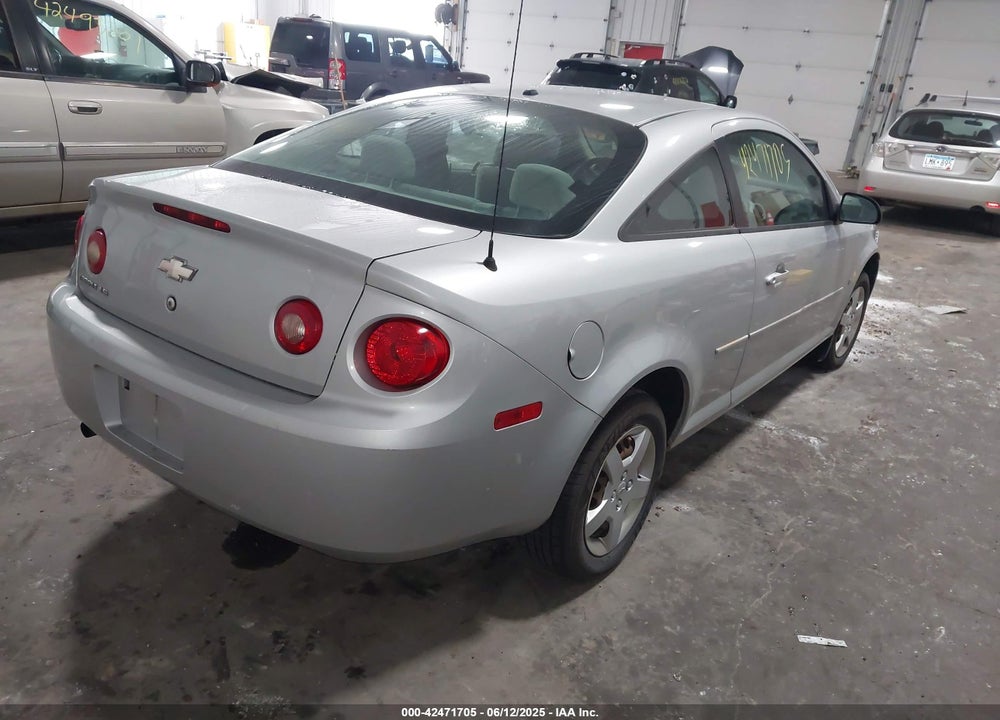 2008 CHEVROLET COBALT VIN: 1G1AK18F687211678