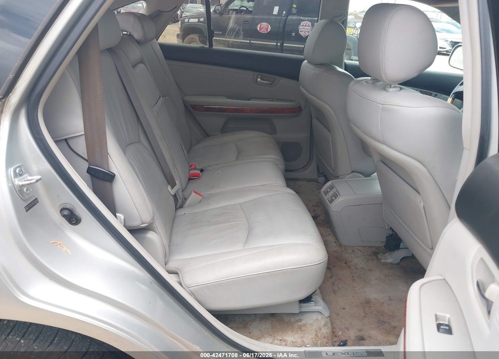 2005 LEXUS RX 330 VIN: 2T2GA31U85C036400