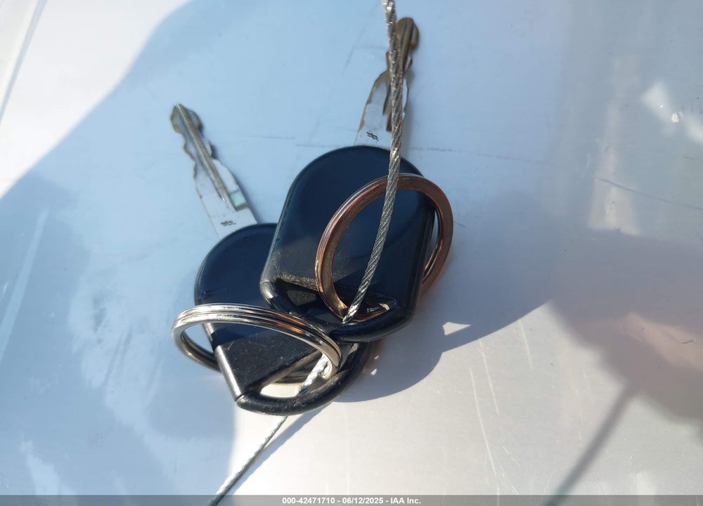 2009 FORD FOCUS S VIN: 1FAHP34N79W247988