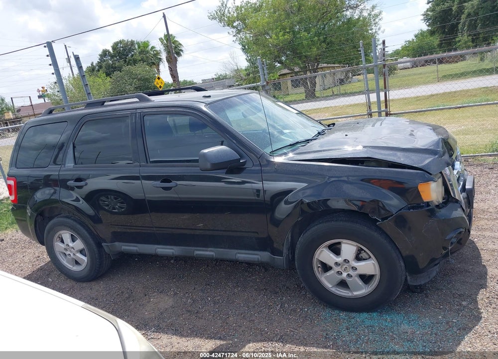 2011 FORD ESCAPE VIN: 1FMCU0DGXBKB09562