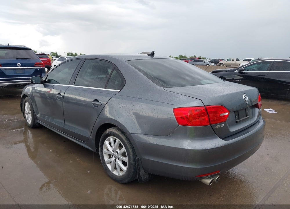 2013 VOLKSWAGEN JETTA SEDAN VIN: 3VWDX7AJ1DM443139