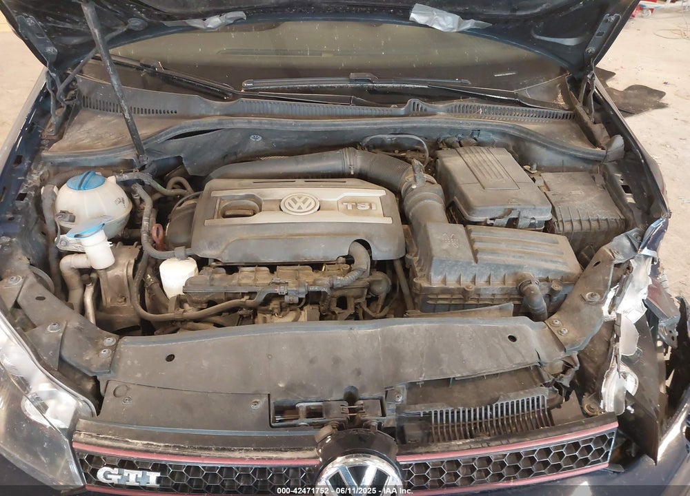2011 VOLKSWAGEN GTI VIN: WVWHD7AJ1BW254131