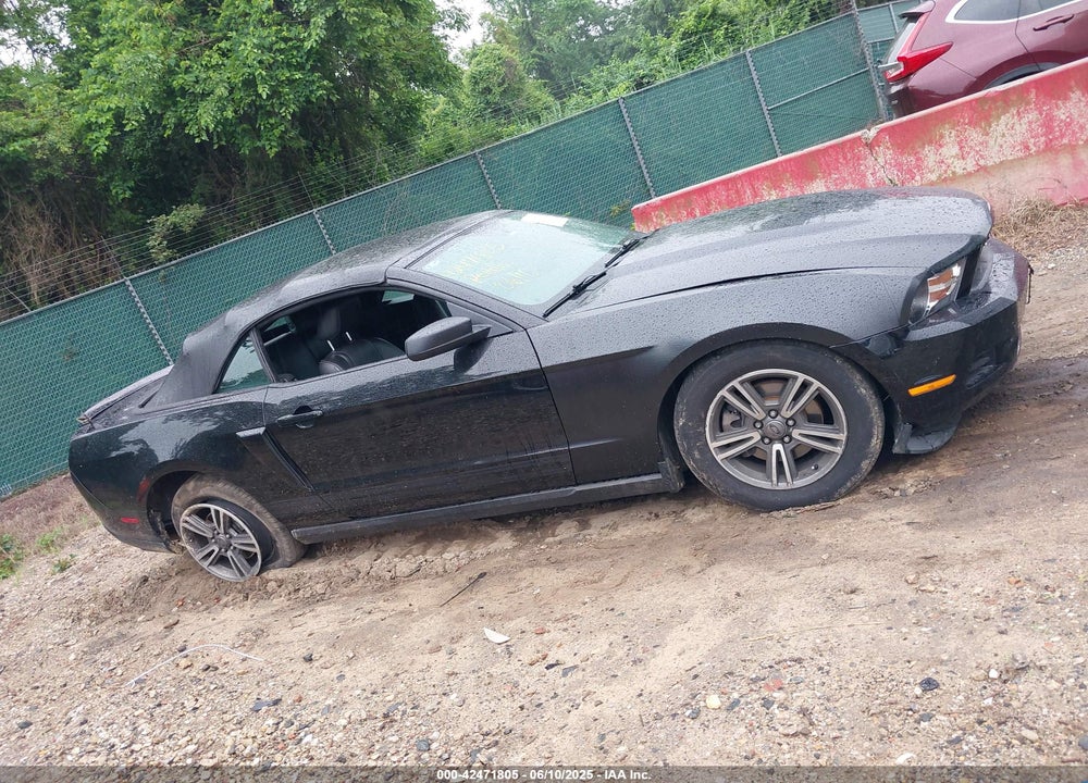 2011 FORD MUSTANG VIN: 1ZVBP8EM7B5139351