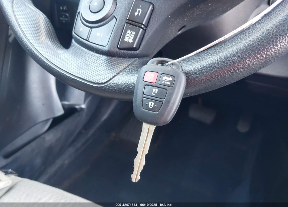 2016 TOYOTA COROLLA VIN: 5YFBURHE6GP373822