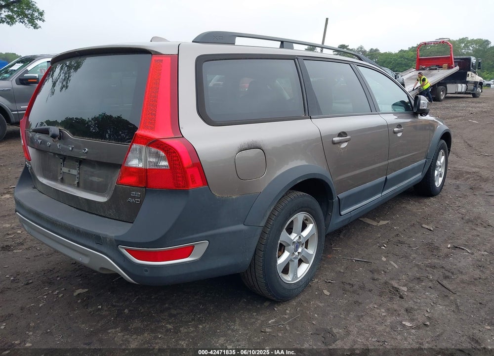 2008 VOLVO XC70 VIN: YV4BZ982281039829